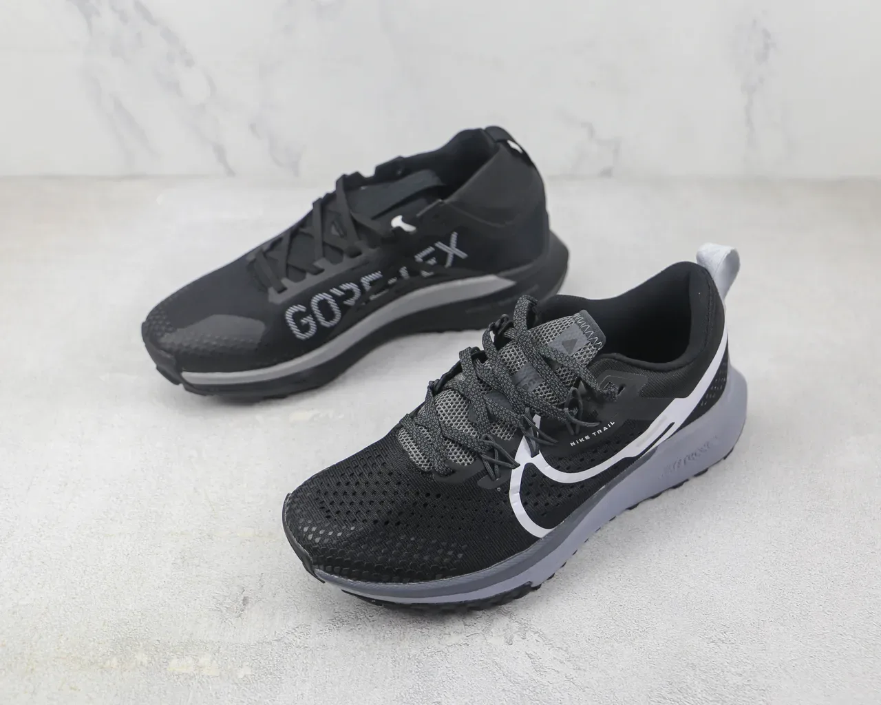 Nike Trail Black Gray Engineered Mesh Upper React Foam Midsole Running Shoes 4