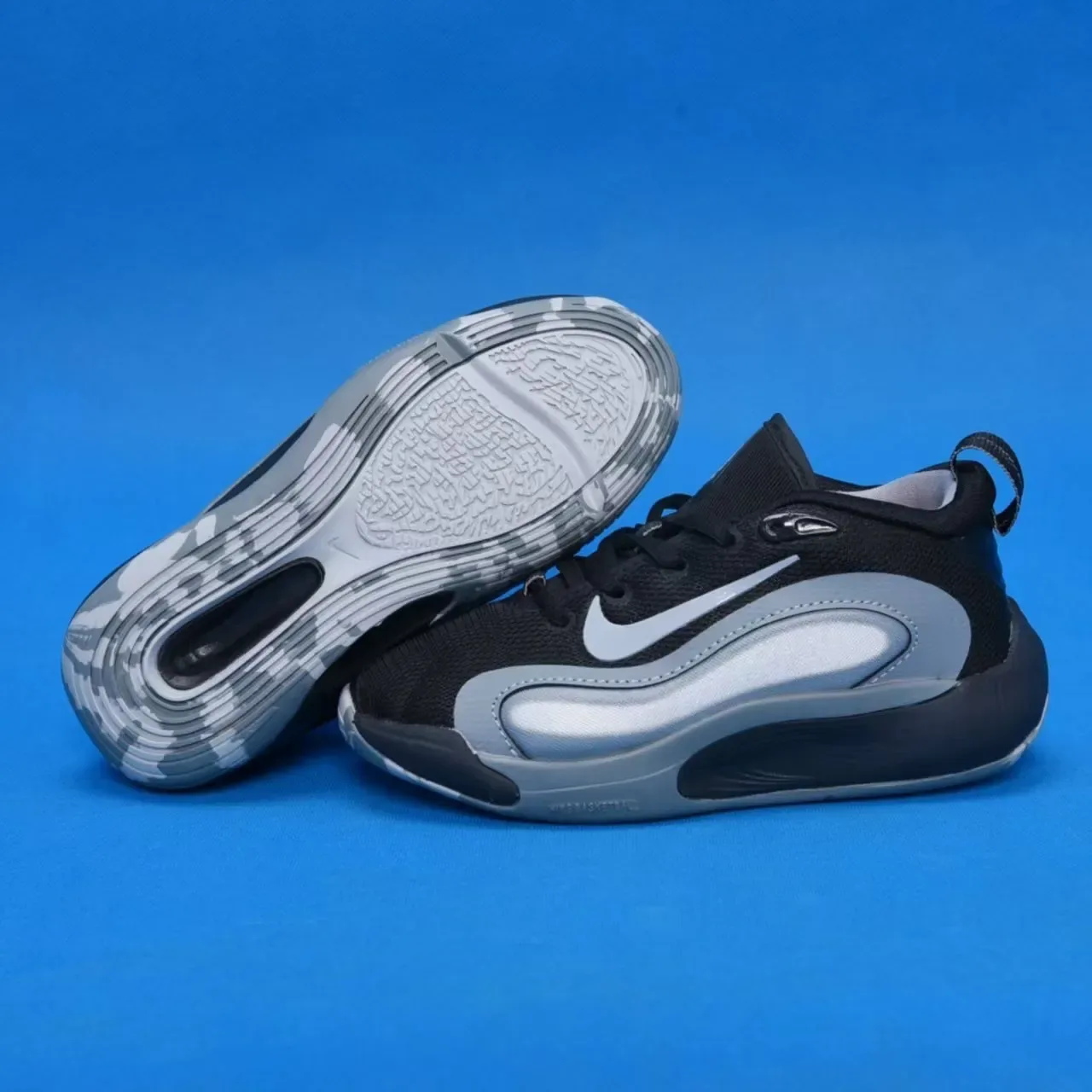 Nike White and Gold Kids Performance Sneakers 3