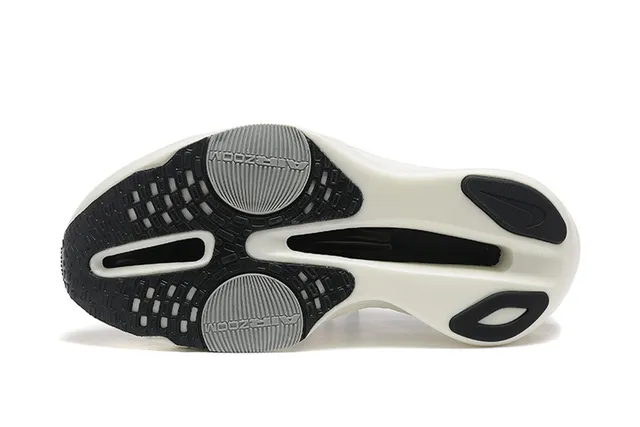Nike White Black Knit Upper Gradient Swoosh Running Shoes 5