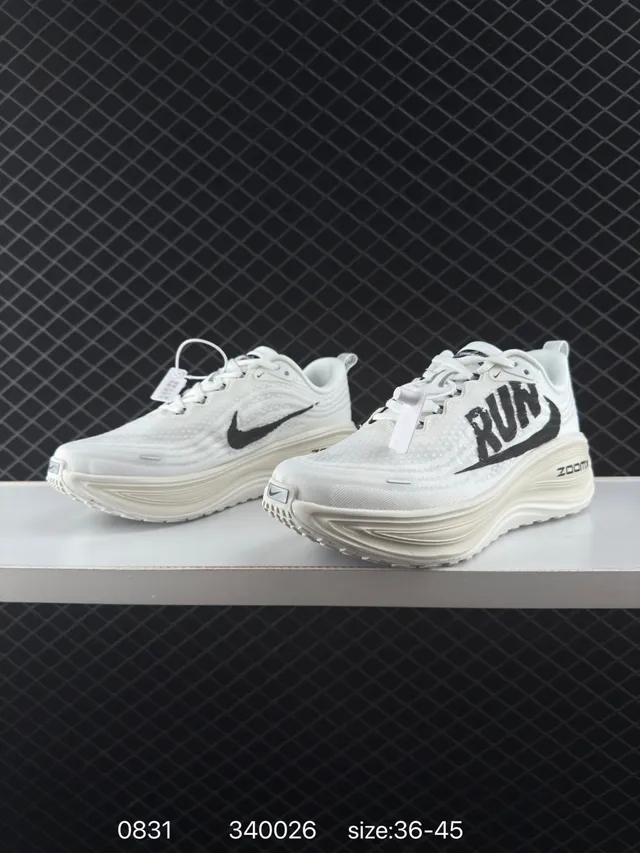 Nike blanco negro tela de punto superior gruesa ZoomX suela media zapatillas de running 2
