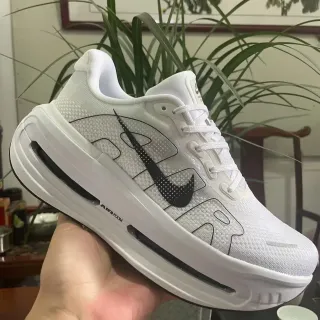 Nike White Black Knit Upper Visible Air Zoom Unit Running Shoes