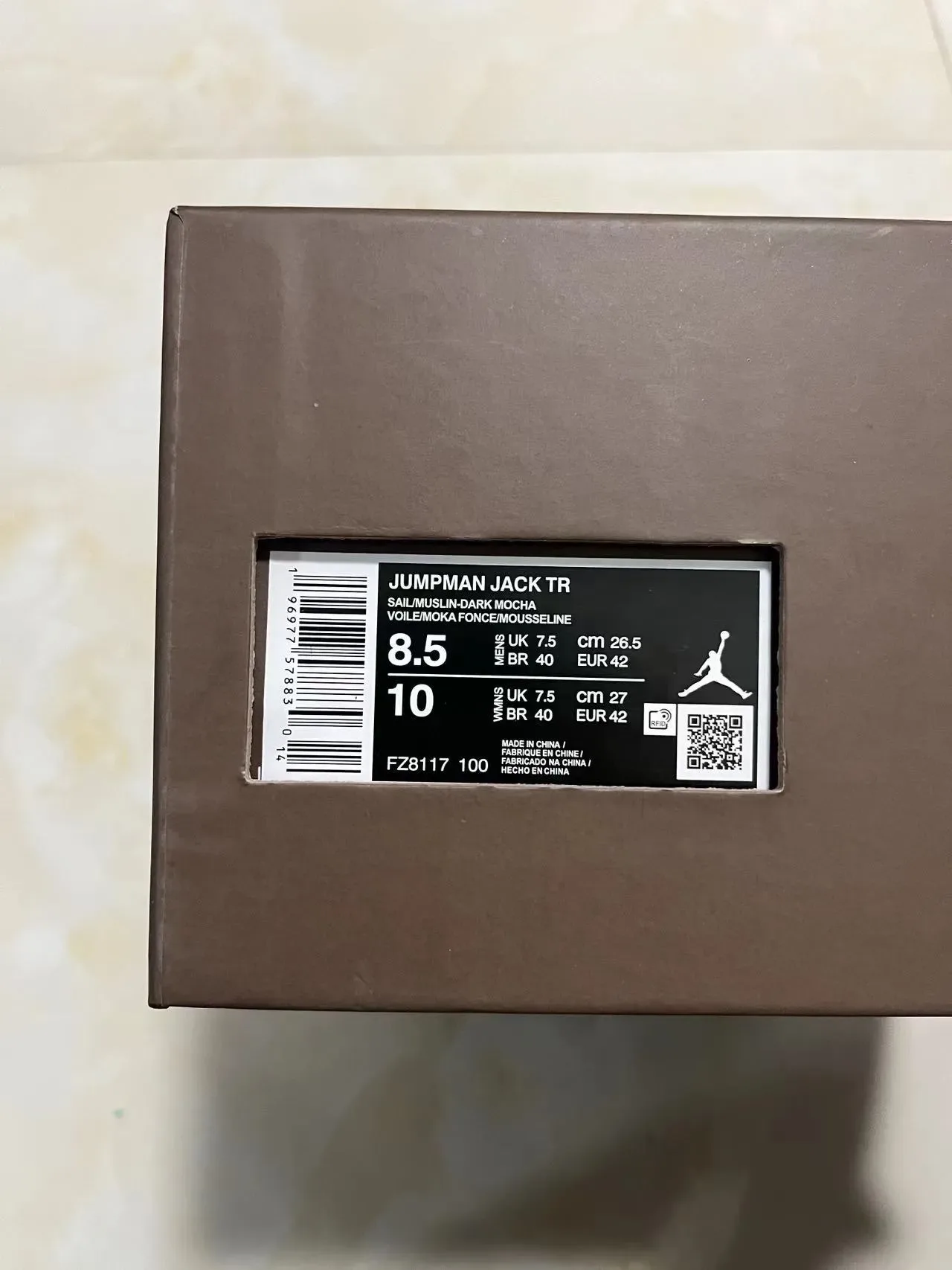 Nike White Black Low-Top Strapped Lifestyle Sneakers 13
