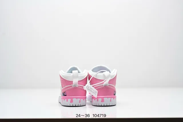 Nike Chaussures de Basketball Blanches Bleues Hautes à Impression Graphique 24
