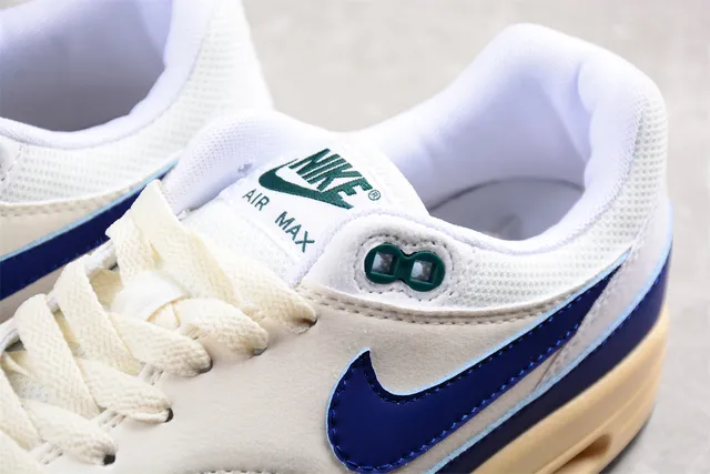 Nike White Blue Low-Top Silhouette Layered Upper Lifestyle Sneakers 6