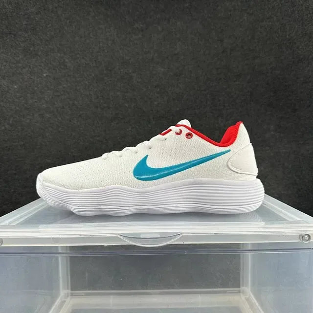 Nike White Blue Red Knit Low-Top Lifestyle Sneakers 2