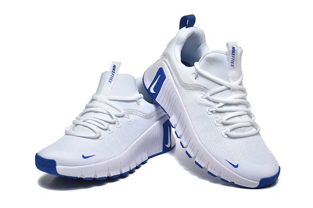 Nike White Blue Sculpted Ribbed Midsole Integrated Heel Cage Lifestyle Sneakers 3