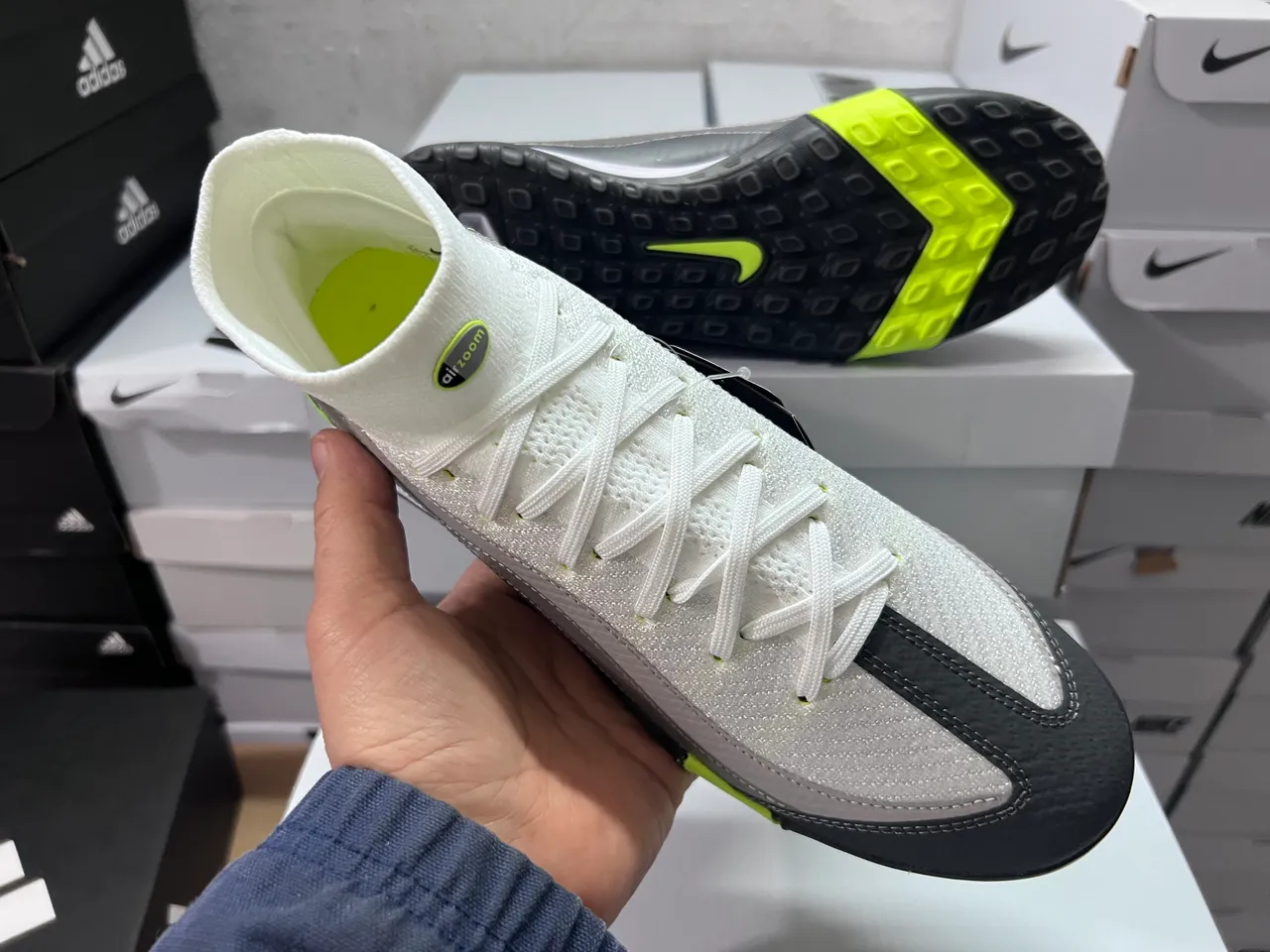 Nike White Gray Knit Upper Layered Synthetic Overlays Turf Soccer Shoes 11