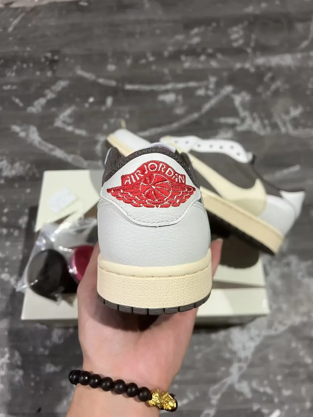 Nike White Gray Low-Top Layered Leather-Suede Lifestyle Sneakers 8