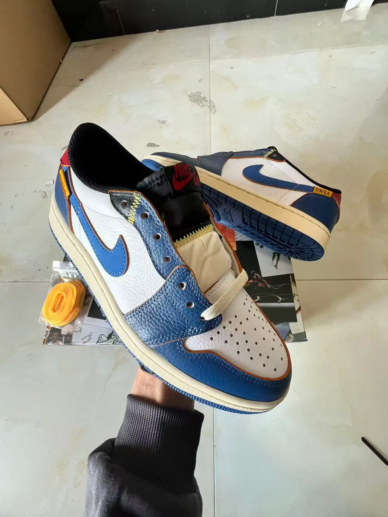 Nike White Navy Leather-Paneled Cupsole Lifestyle Sneakers 2
