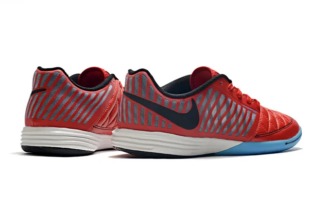 Nike أبيض وردي مخيط صناديق الأصابع قفص صناعي أحذية كرة القدم الداخلية 11