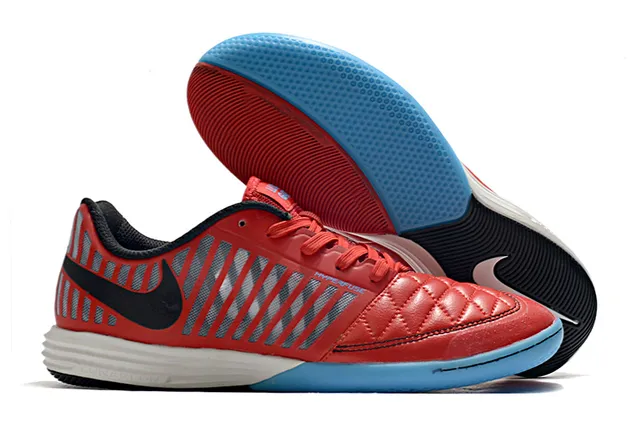 Nike أبيض وردي مخيط صناديق الأصابع قفص صناعي أحذية كرة القدم الداخلية 12
