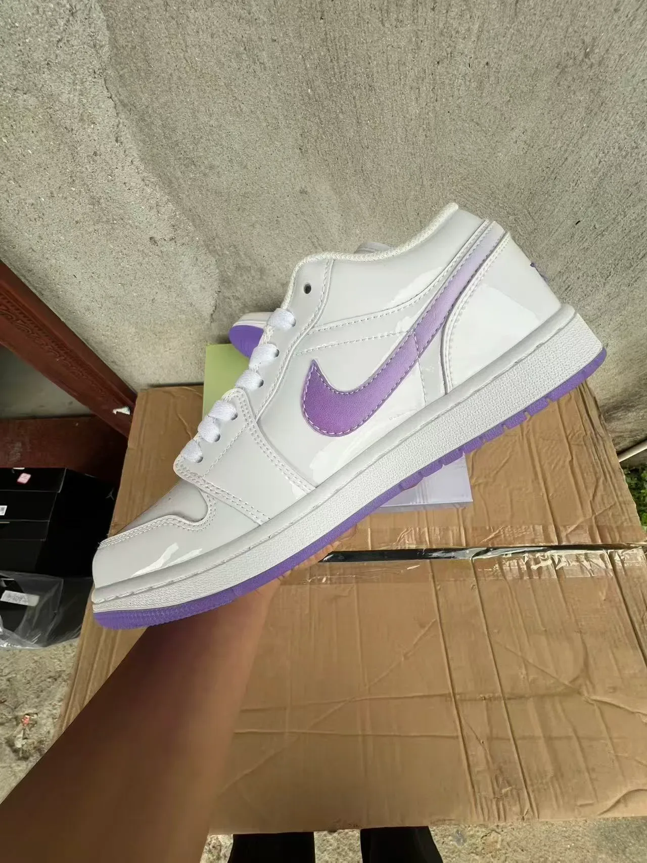 Nike White Purple Glossy Upper Light Green Swoosh Lifestyle Sneakers 6
