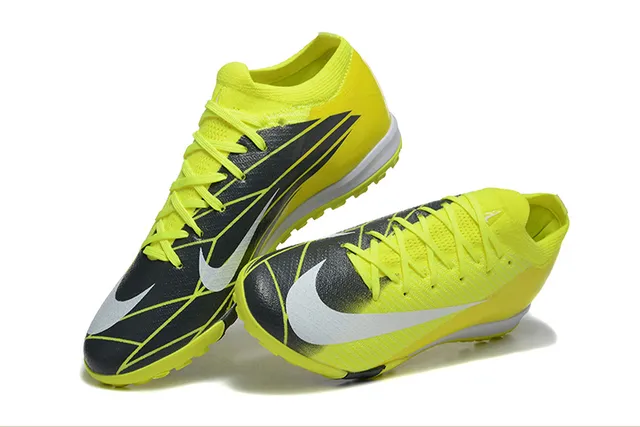 Nike Chaussures de football jaune noir knit upper col bas turf 3