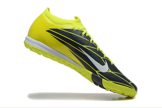 Nike Chaussures de football jaune noir knit upper col bas turf 4