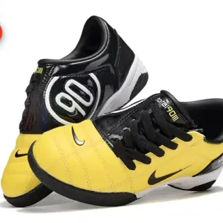 Nike Yellow Black Quilted Synthetic Upper Low-Cut Silhouette Indoor Soccer Shoes