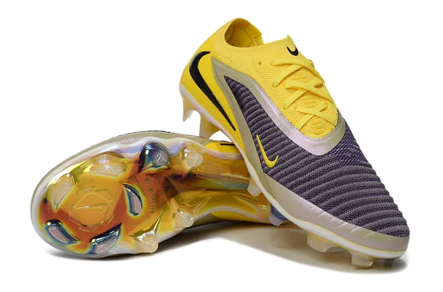 Nike हलুদ বেগুনি নিট উপর রিবড মিডফুট কেজ Firm-Ground সকার জুতো 4