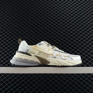 Nike Zoom 2K Beige Gold أحذية تشانكي