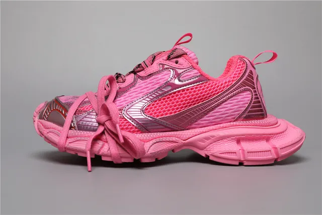 Nike Zoom 2K Pink and Silver Chunky Sneakers 9