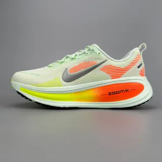 Nike ZoomX Invincible Run White Orange Engineered Knit Upper Gradient Wave Midsole Chaussures de course