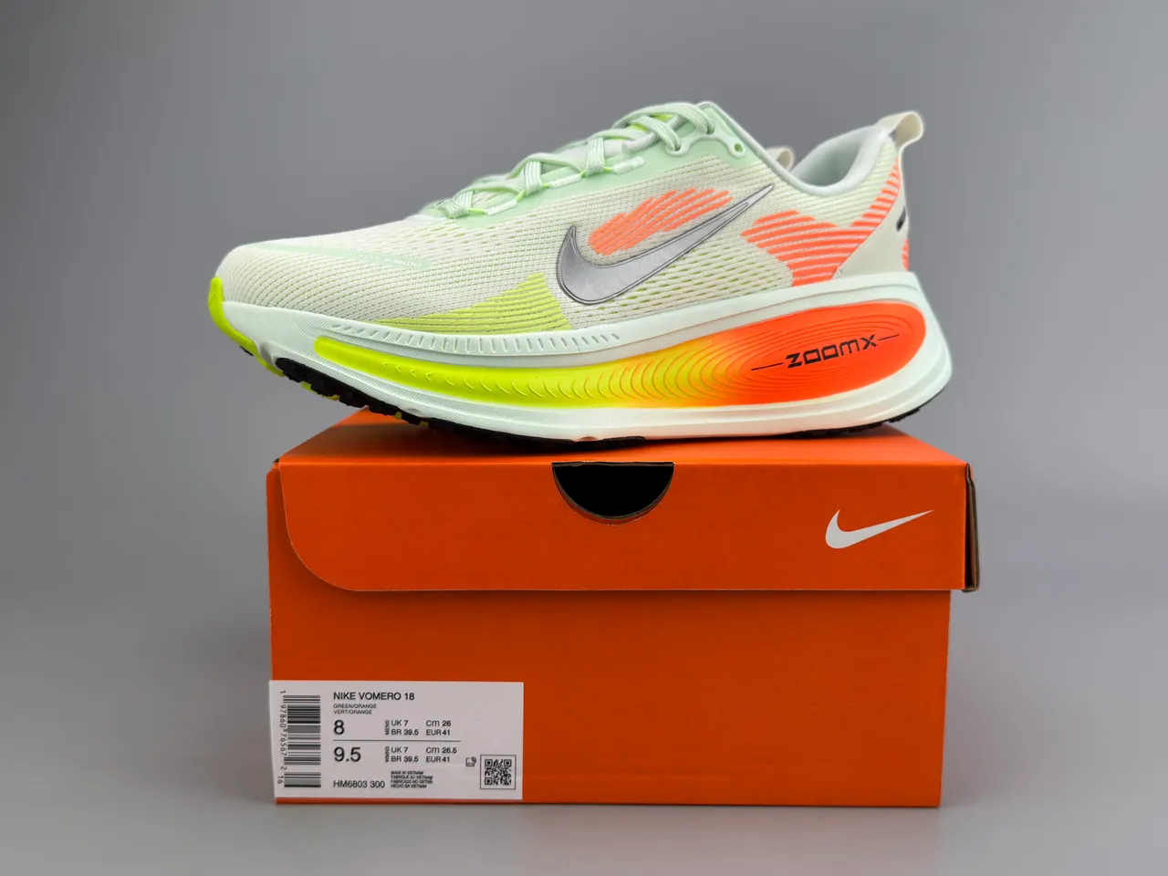 Nike ZoomX Invincible Run White Orange Engineered Knit Upper Gradient Wave Midsole Running Shoes 2