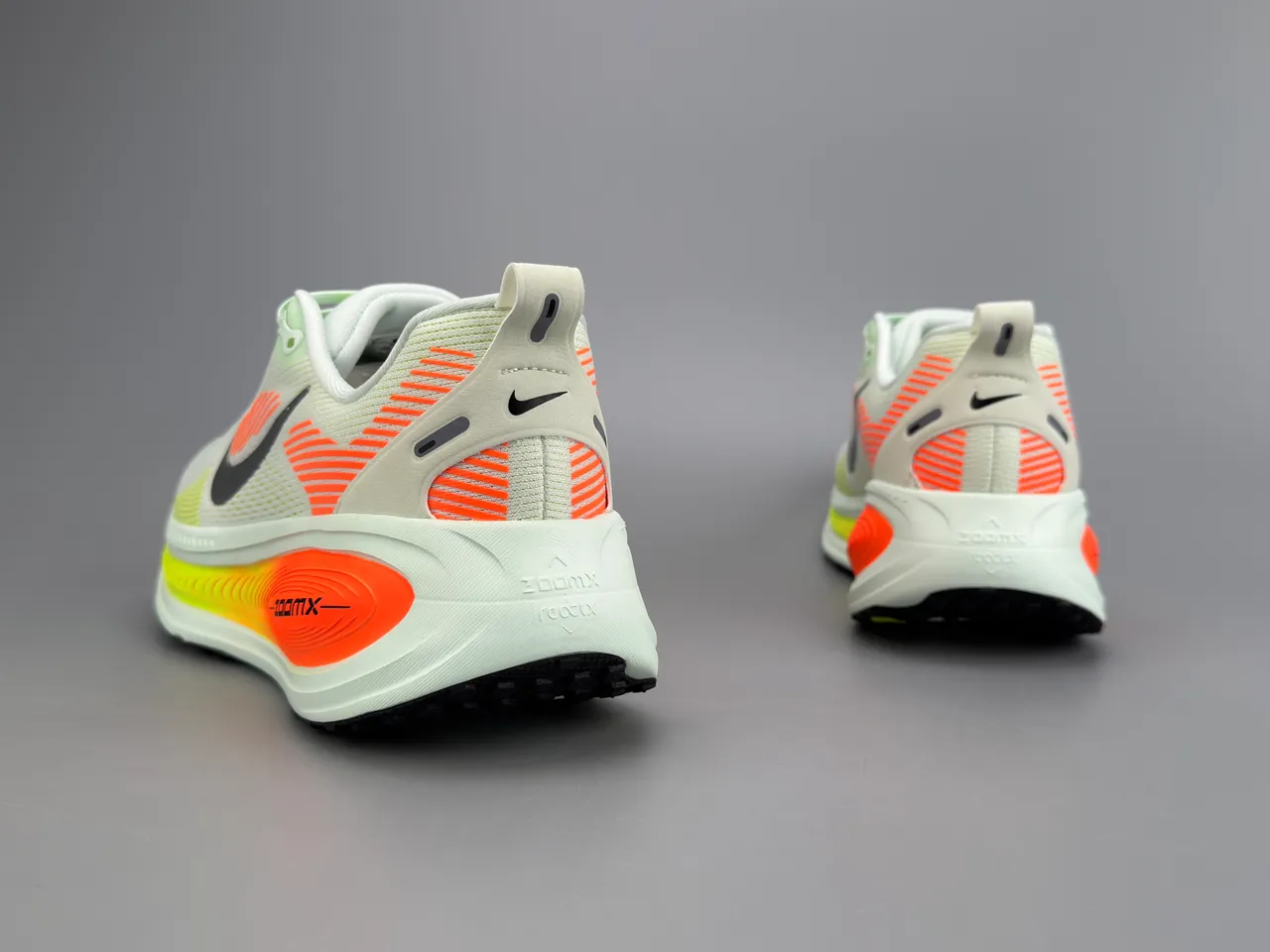 Nike ZoomX Invincible Run White Orange Engineered Knit Upper Gradient Wave Midsole Running Shoes 6