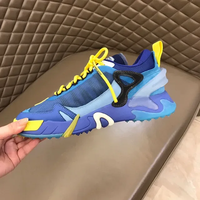 Off-White Air Unit سنيكرز كانكي بالأزرق والأصفر مع نقشة السهم الشفافة 3