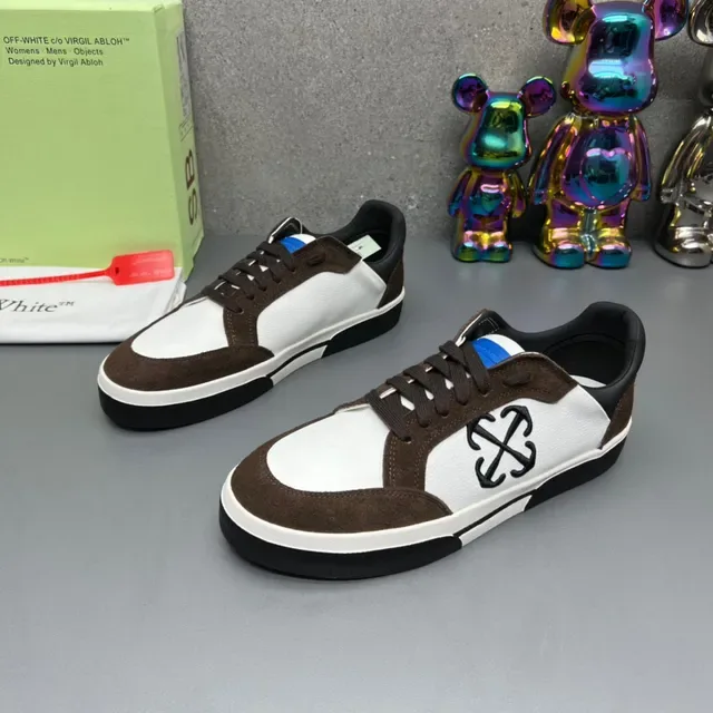 Off-White Marron Daim et Cuir Mix Sneakers Lifestyle Panélées 2