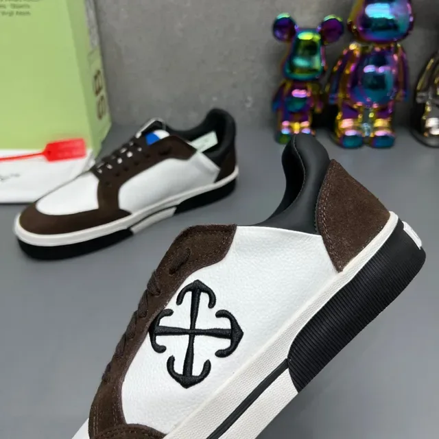 Off-White Marron Daim et Cuir Mix Sneakers Lifestyle Panélées 5