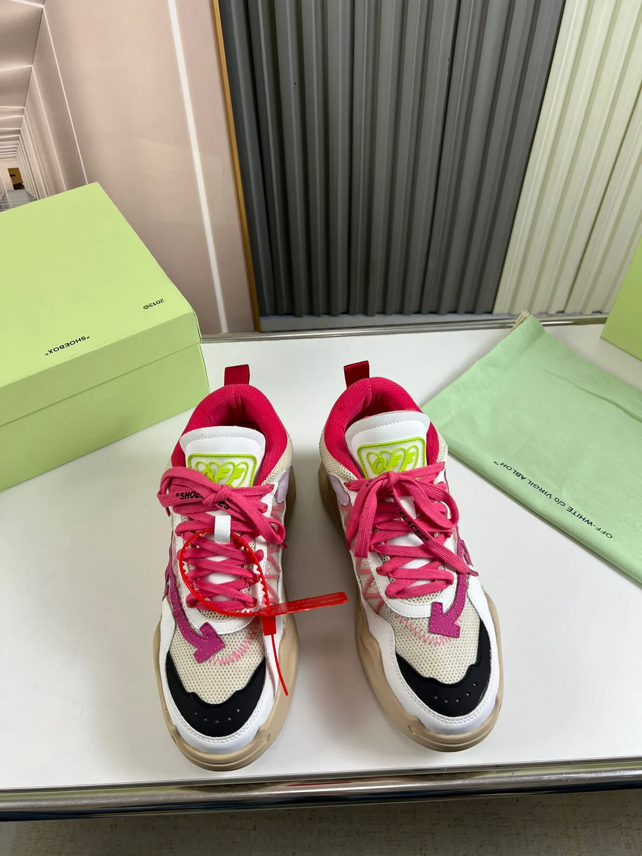 Off-White DDSY-1000 Chunky Runner أبيض وردي بيج Chunky Sneakers 9