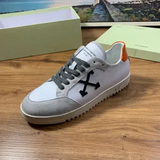 Off-White ধূসর লো-টপ সুয়েড-লেদার প্যানেলড লাইফস্টাইল স্নিকার