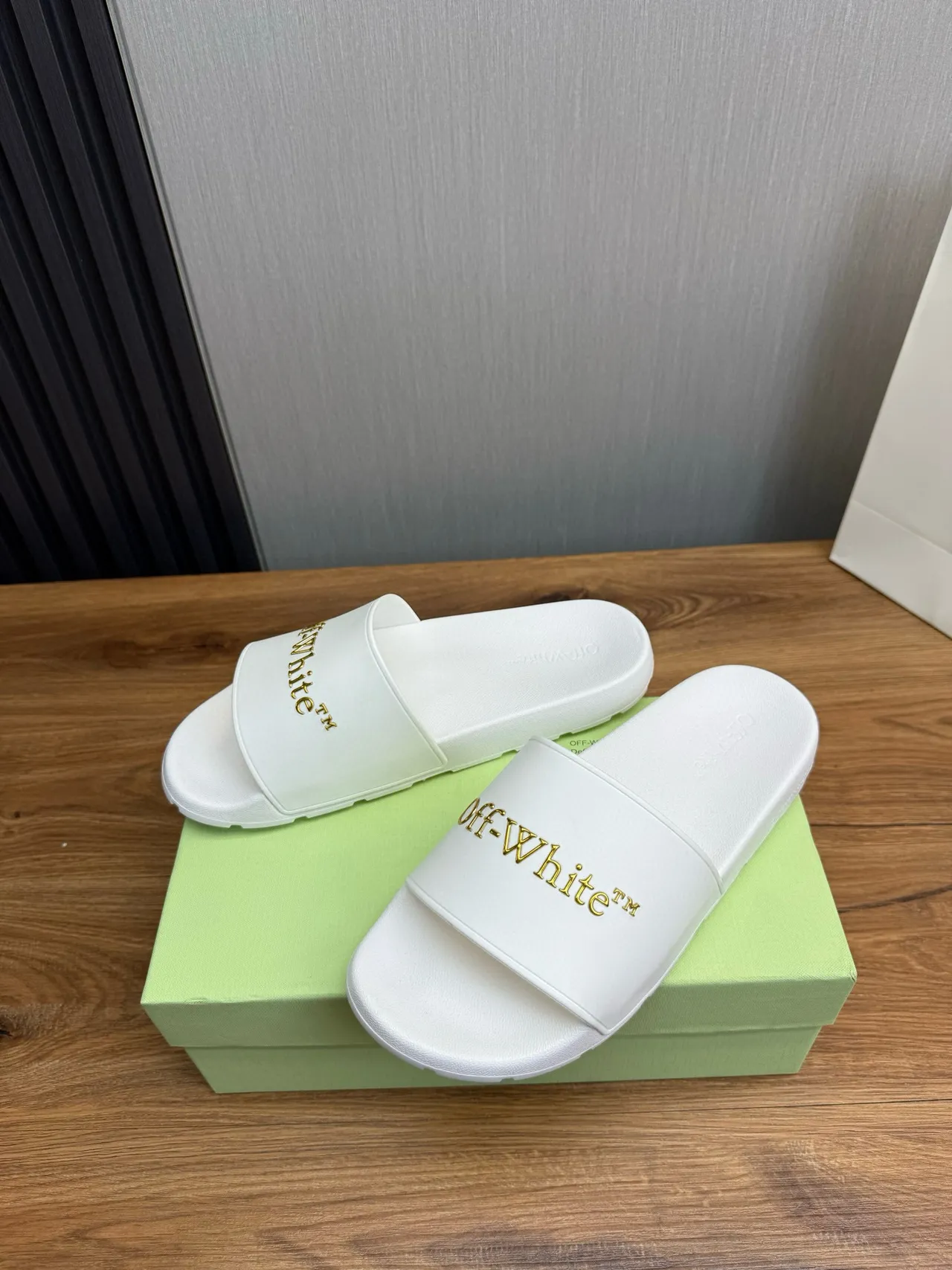 Off-White Slide White Gold Logo Slippers 3