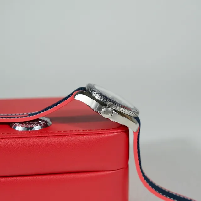 Omega Seamaster Professional 36th America's Cup White Dial Navy Fabric Strap Mechanical Watch 3