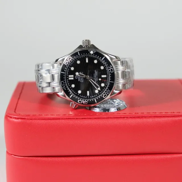 Omega Seamaster Professional কালো তরঙ্গ ডায়াল যান্ত্রিক ঘড়ি 4