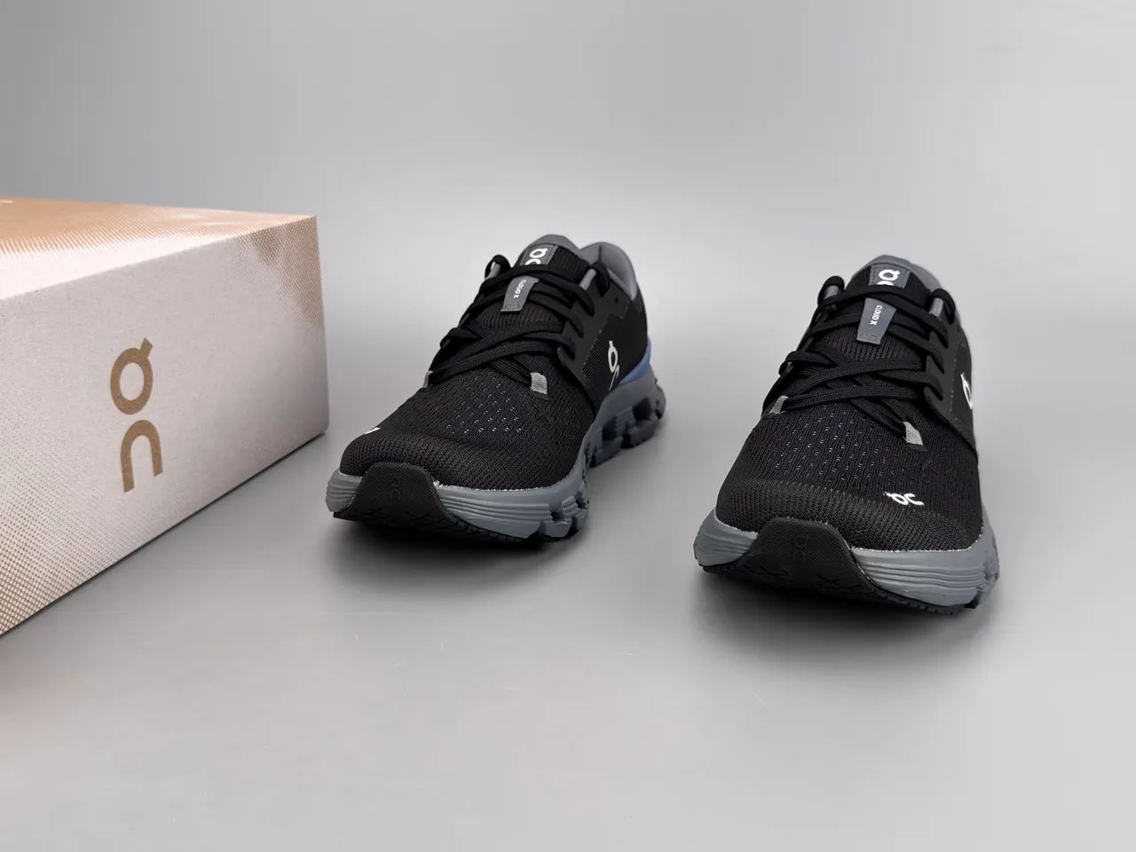 On Black Gray Knit Mesh Upper Open-Cell CloudTec Midsole Running Shoes 5