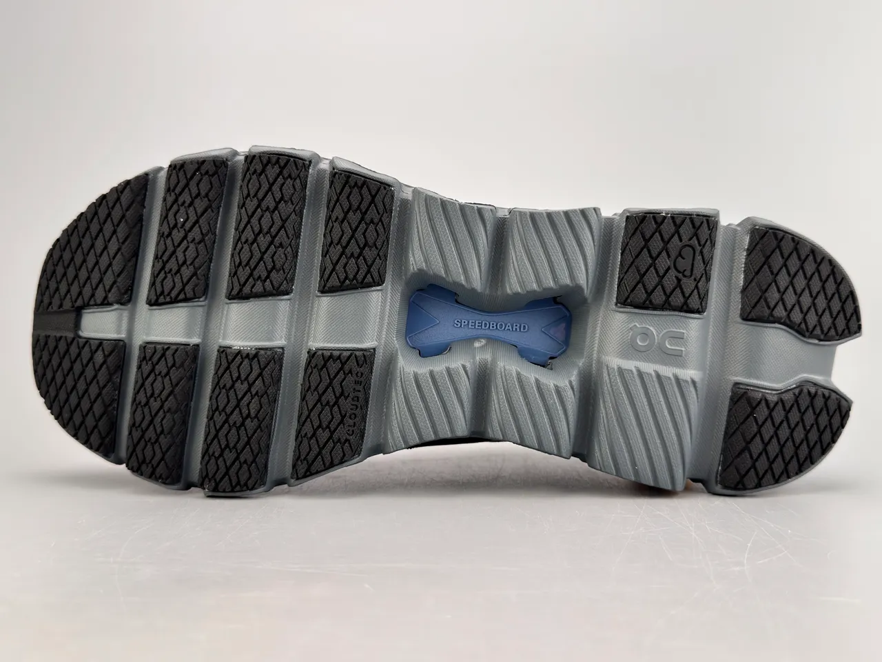 On Black Gray Knit Mesh Upper Open-Cell CloudTec Midsole Running Shoes 8