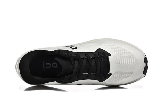On Cloud White Black Engineered Mesh Upper Sculpted CloudTec Midsole Running Shoes 2
