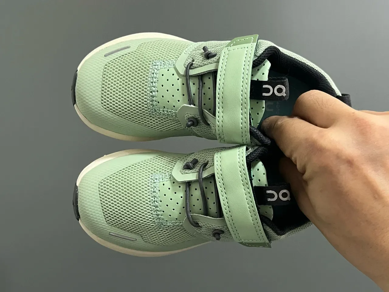 On Cloudmonster Vert Blanc Sans lacets Sangle Velcro Respirant Mesh Haut Sneakers Lifestyle 5