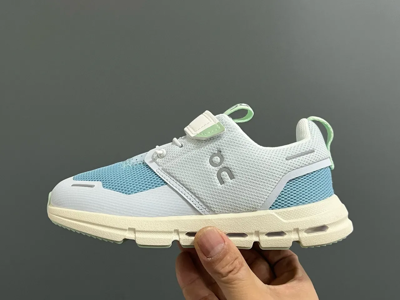 On Cloudmonster Vert Blanc Sans lacets Sangle Velcro Respirant Mesh Haut Sneakers Lifestyle 22