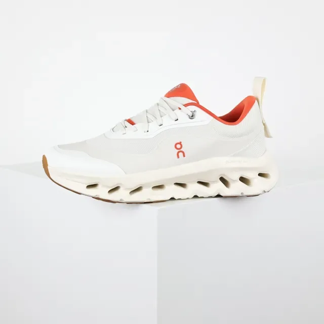 On Cloudmonster Off-White y Orange zapatillas lifestyle 9