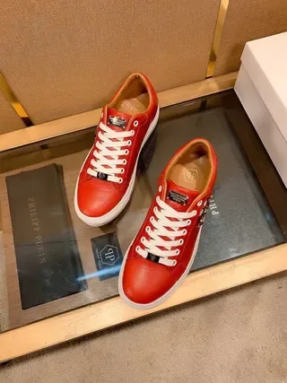 Philipp Plein Chaussures Lifestyle en Cuir Rouge avec Emblème de Crâne 3