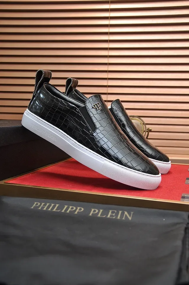 Philipp Plein Slip-On Croc-Embossed Black and White Lifestyle Sneakers 8