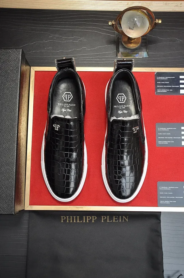 Philipp Plein Slip-On Croc-Embossed Black and White Lifestyle Sneakers 9