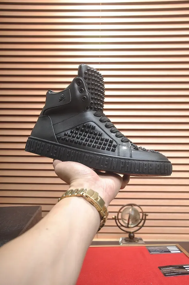 Philipp Plein Sneakers Lifestyle Stud-Embellished Noir High Top 2