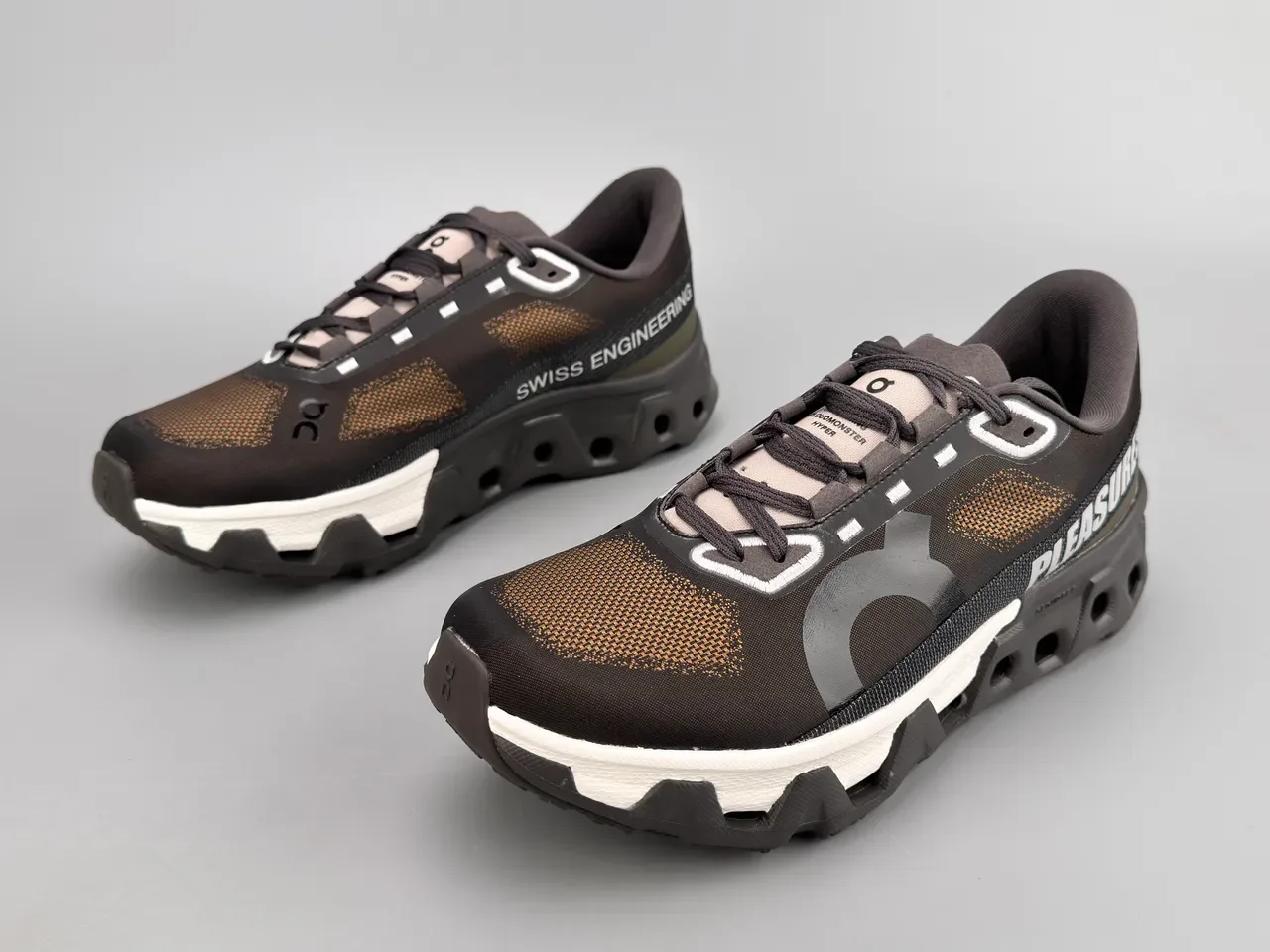 PLEASURES Black and White Lifestyle Sneakers 5