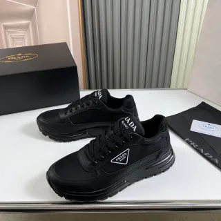 Prada Cloudbust أحذية رياضية للأسلوب الحياتي أسود كامل