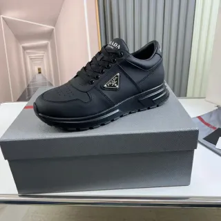 Prada Cloudbust Sneakers Lifestyle Noires