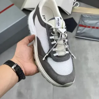 Prada Cloudbust Trainer سنيكرز أسلوب حياة أبيض ورمادي