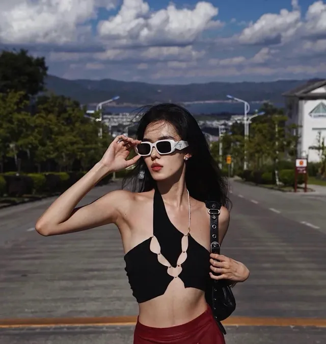 Prada Geometric Faceted Black Sunglasses 6