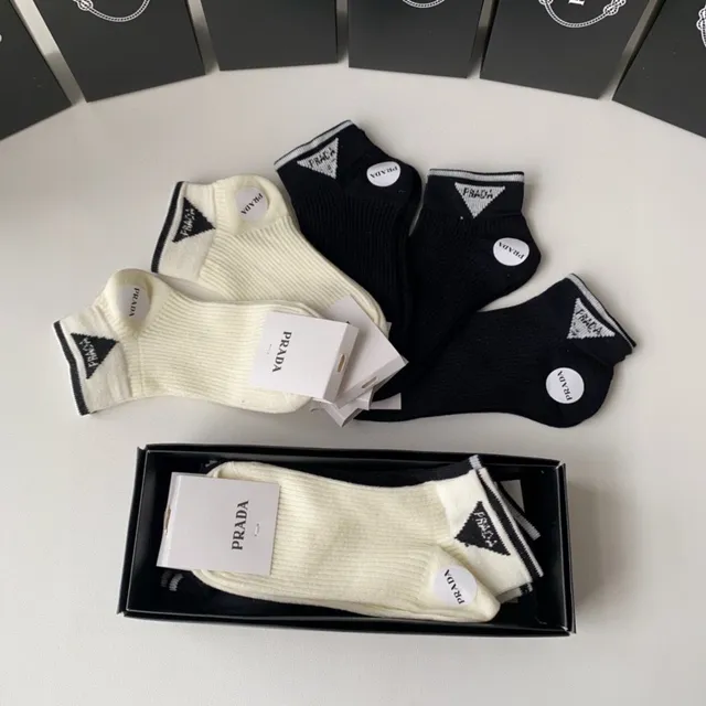 Prada Logo-Ankle Black White Ribbed Knit Triangular Patch Socks 8