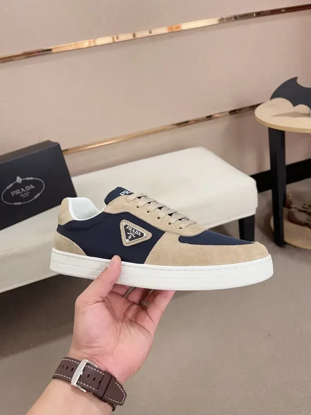 Prada Re-Edition Navy Beige Two-Tone Suede And Nylon Triangular Logo Plaque Lifestyle Sneakers 4